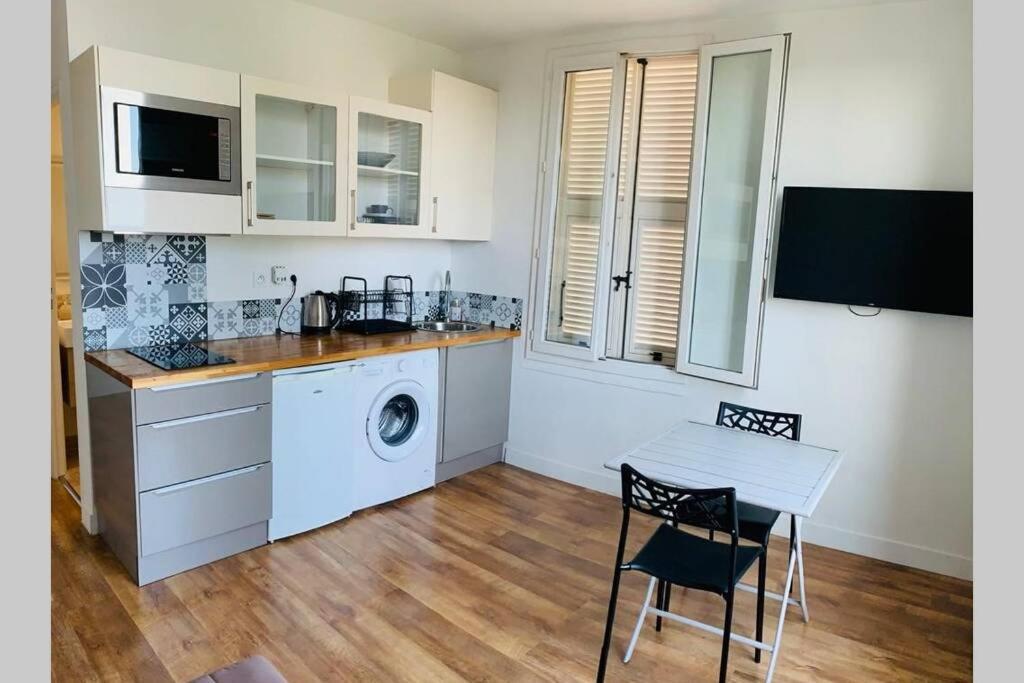 Studio Vue Mer Au Calme Proche Des Plages Apartman Nizza Kültér fotó